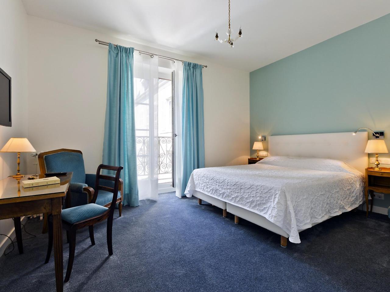 Logis Hotel Royal Saint-Mart Руайя Экстерьер фото