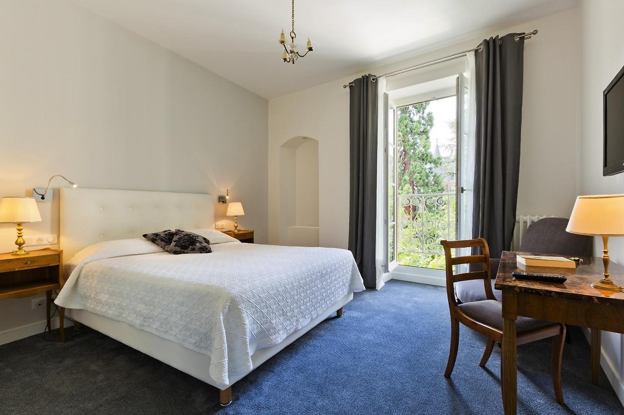 Logis Hotel Royal Saint-Mart Руайя Экстерьер фото