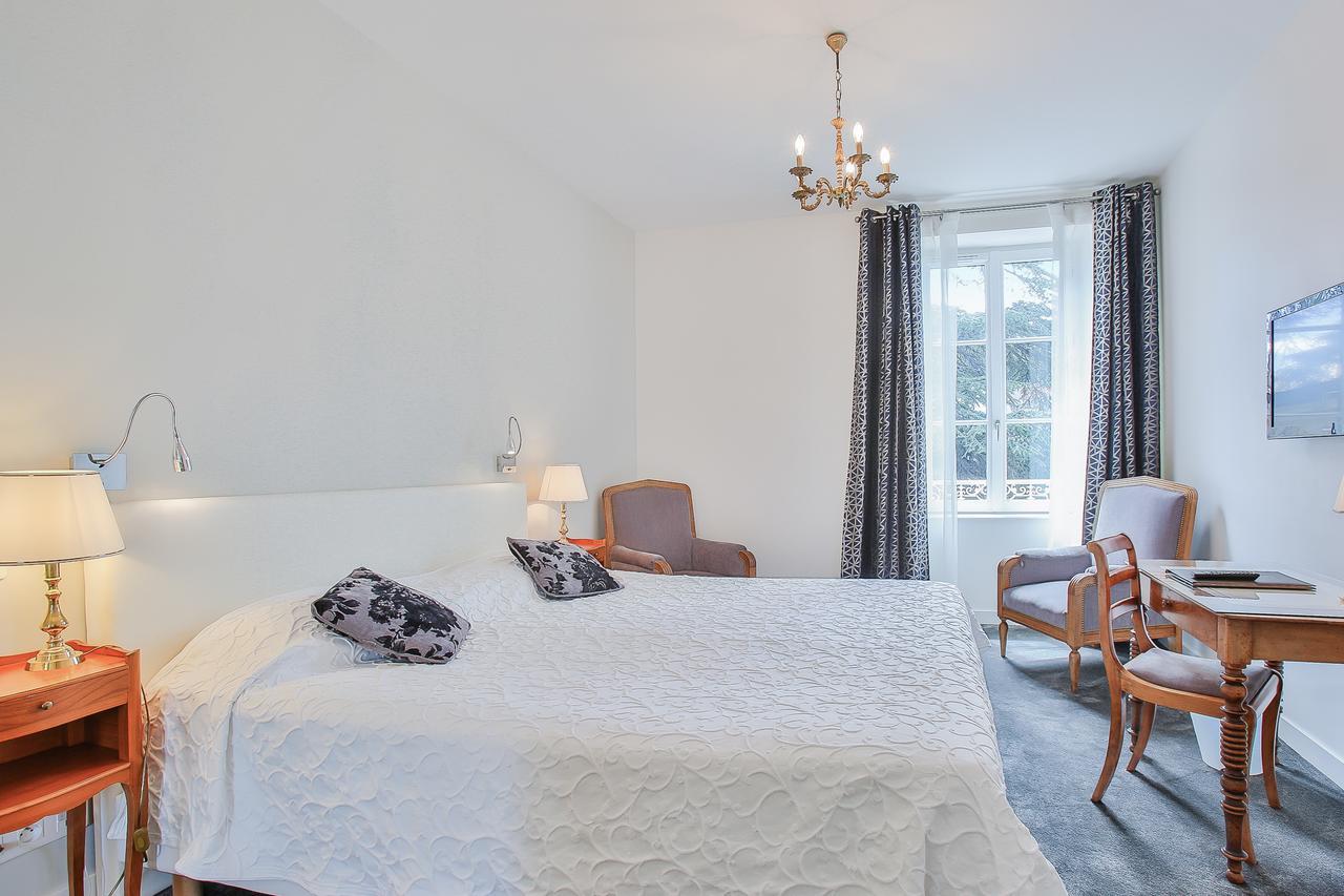 Logis Hotel Royal Saint-Mart Руайя Экстерьер фото